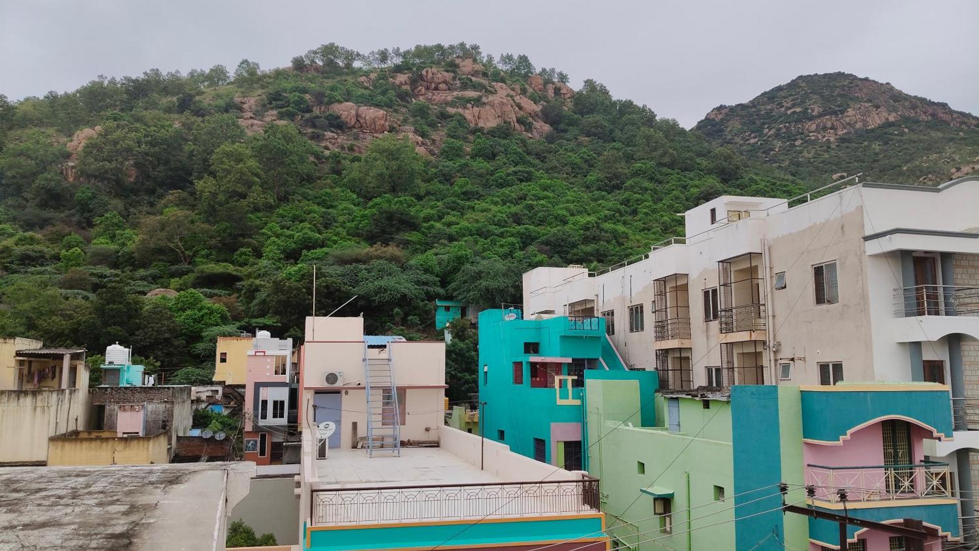 Dheeksha Homestay Тируваннамалай Экстерьер фото